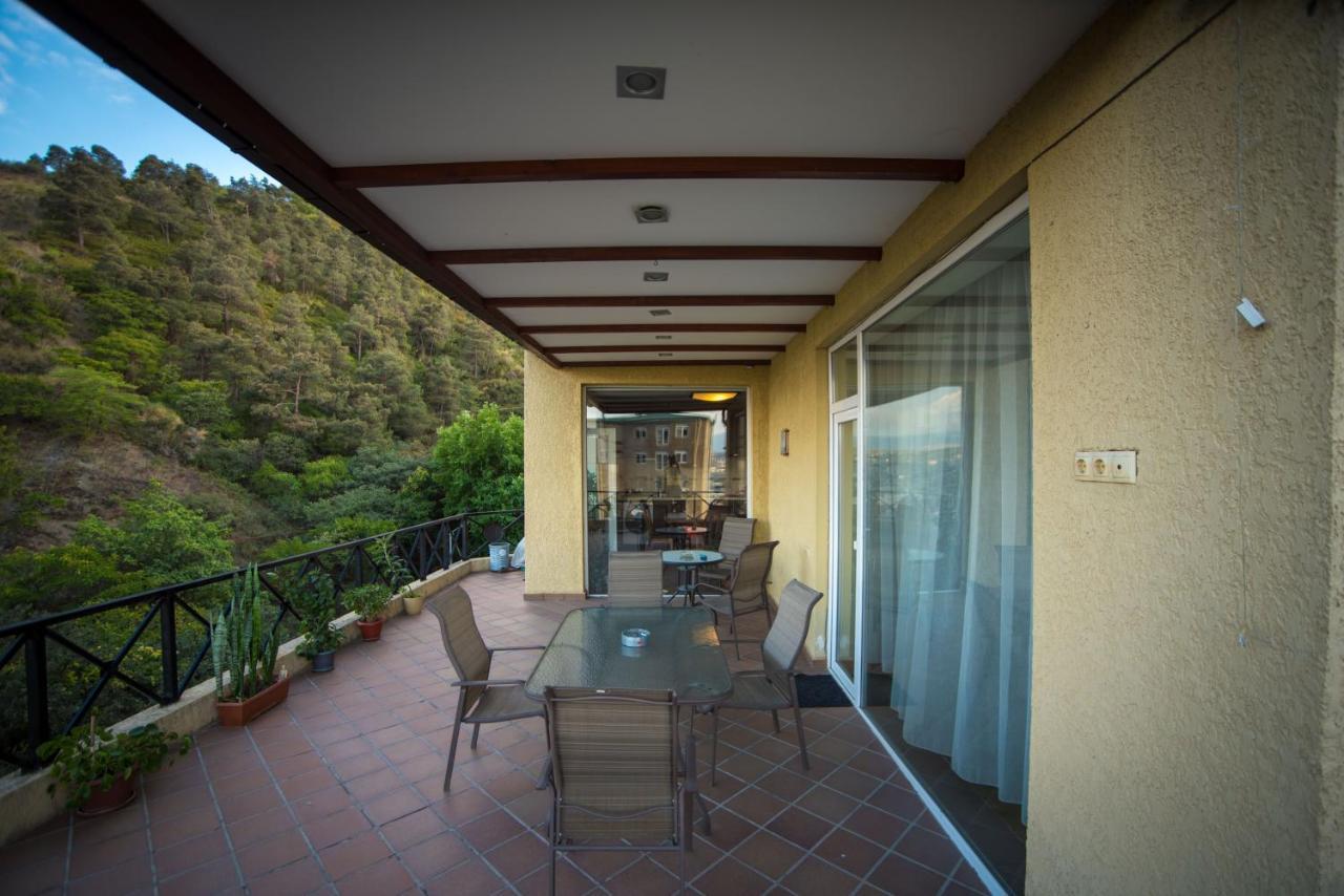Terrace House Tbilisi Hotel Luaran gambar